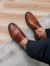 Penny-Loafer-Zeve-men-shoes-hand-painted-patina-cognac-tan - Zeve