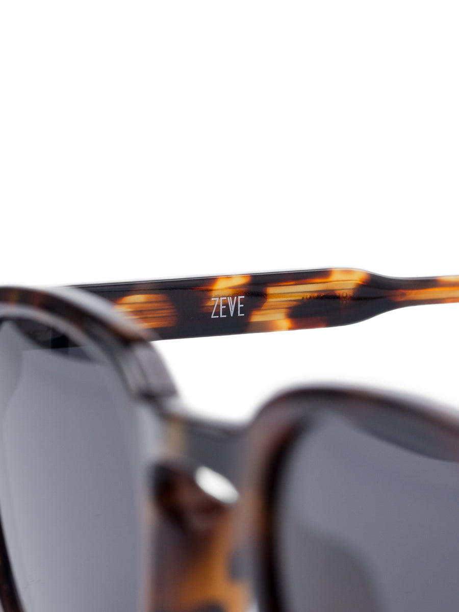 Romeo-Logo-Details - Zeve