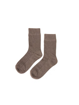 Zeve-Men-colourful-Socks-Ash-Brown-Kuala-Lumpur_56adf18e-fd9d-4db4-9944-8eddbec1870f - Zeve