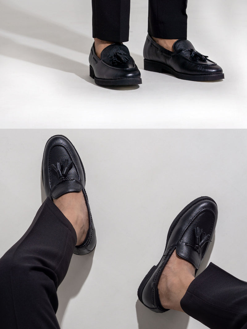 tassel-loafer-black-pebble-grain-crepe-sole--men-shoes-zeve-international - Zeve